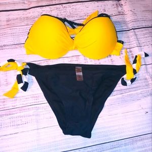 Sexy push up cheeky bikini